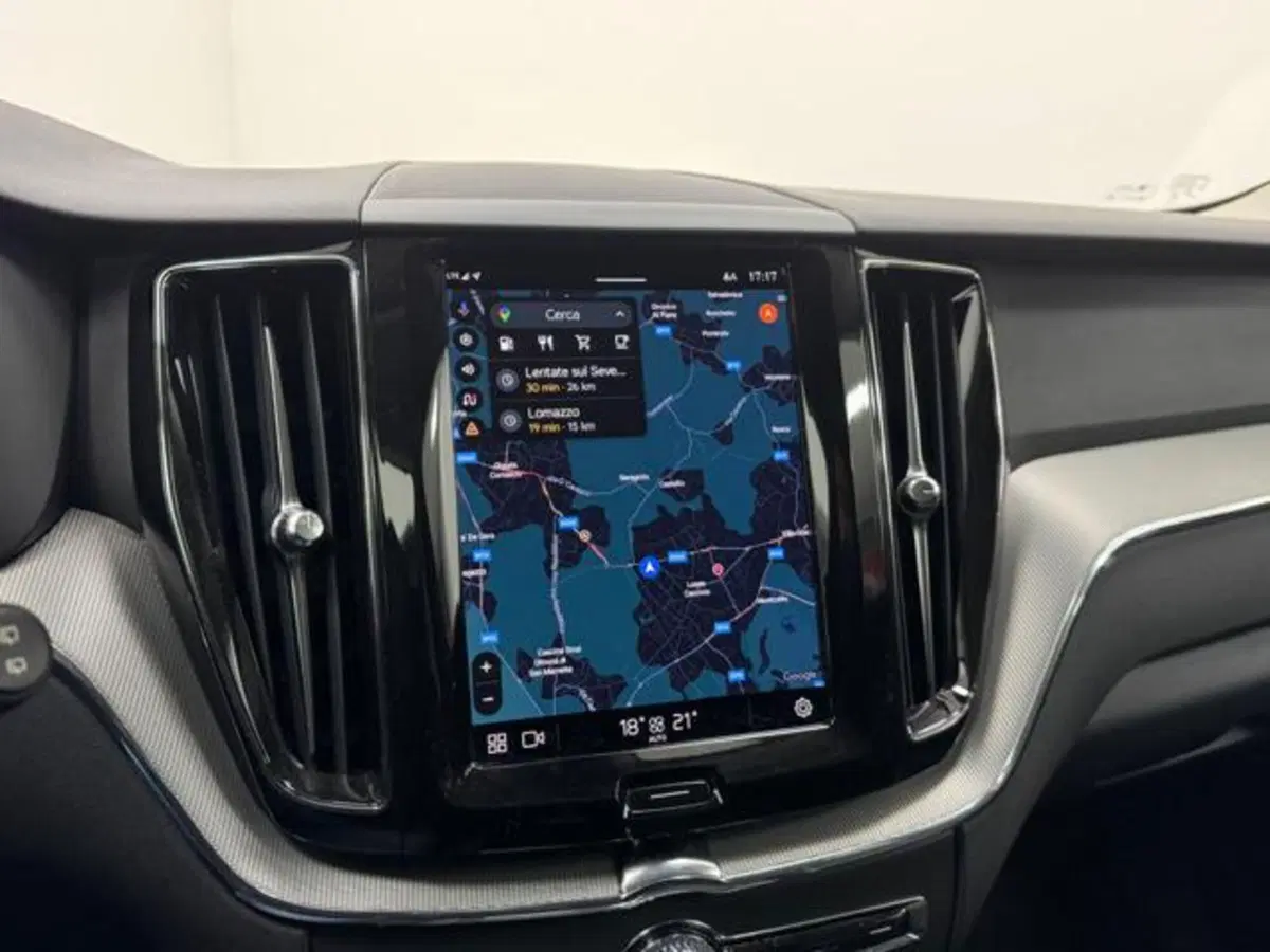 Volvo XC60 usata a Como (18)