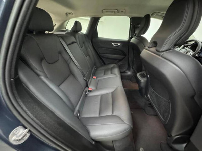 Volvo XC60 usata a Como (5)