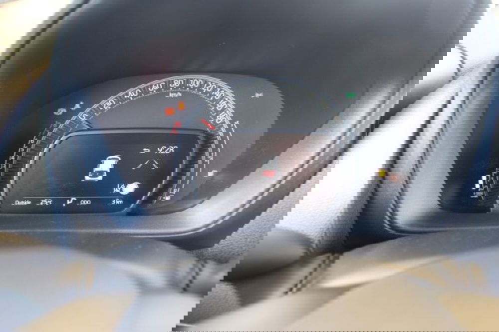 Toyota Aygo X nuova a Roma (17)