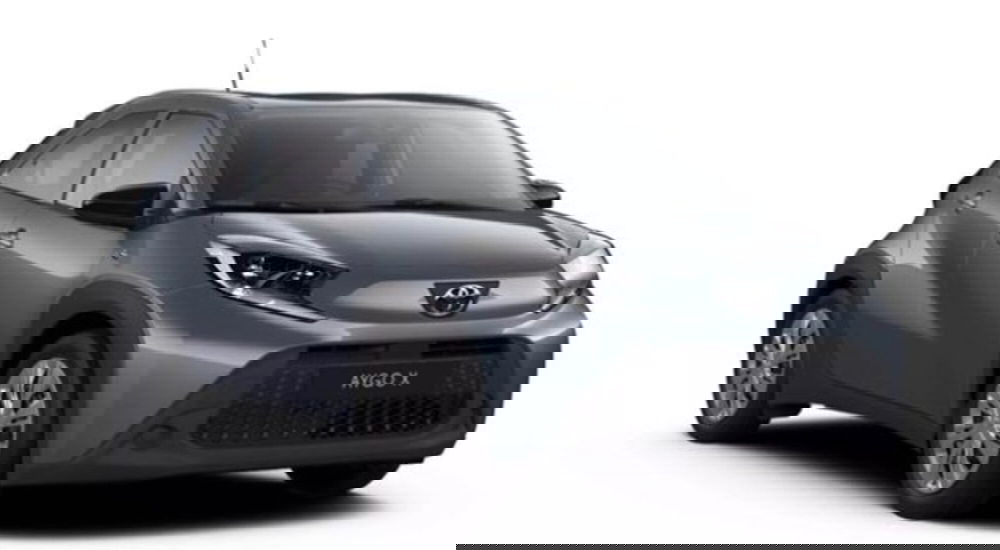 Toyota Aygo X nuova a Roma