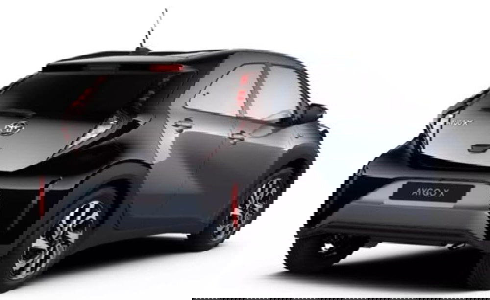 Toyota Aygo X nuova a Roma (2)