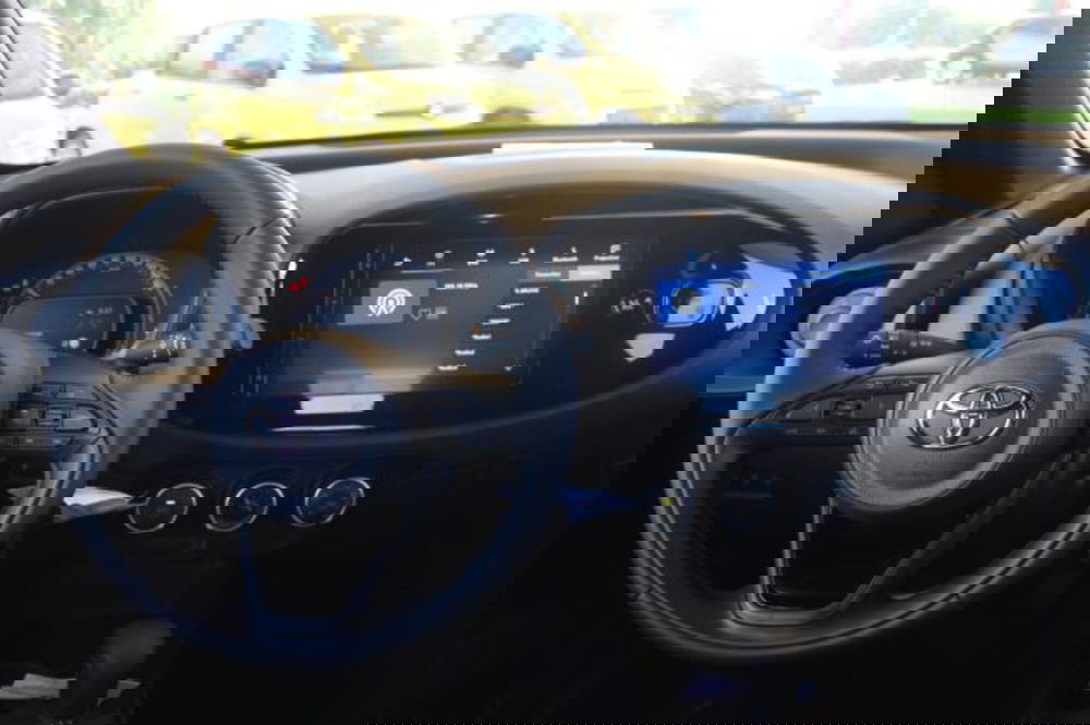 Toyota Aygo X nuova a Roma (16)