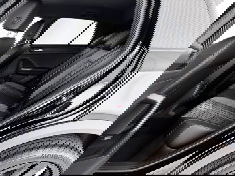 Volkswagen T-Roc nuova a Vicenza (10)