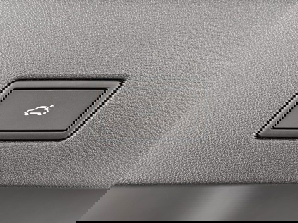 Volkswagen T-Roc nuova a Vicenza (12)