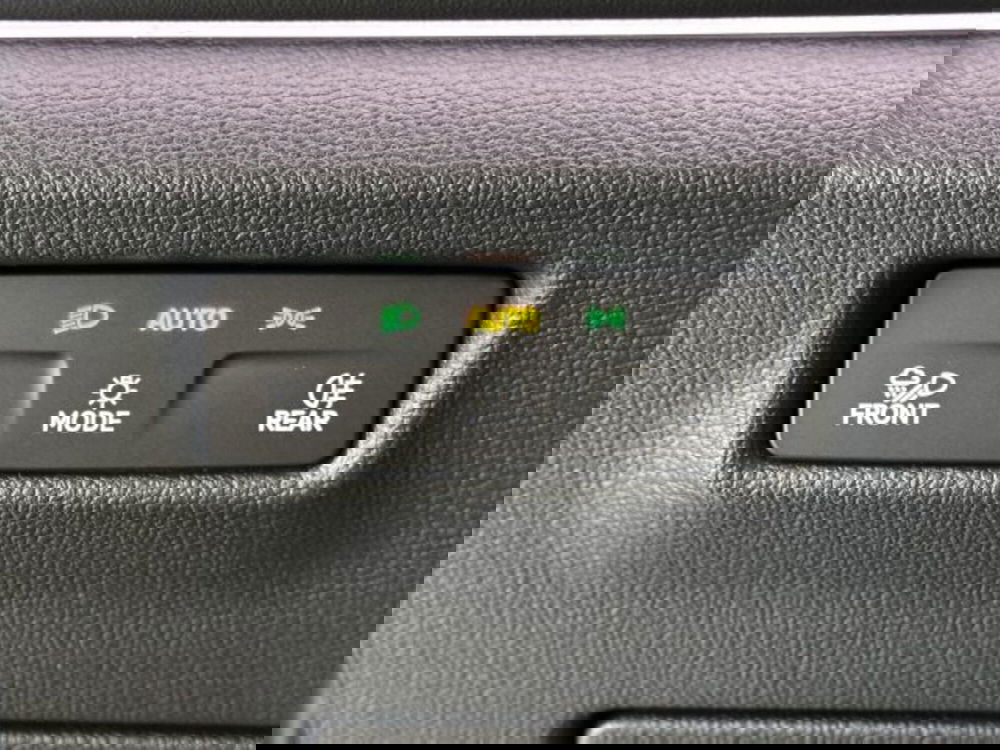 Volkswagen Tiguan nuova a Vicenza (13)