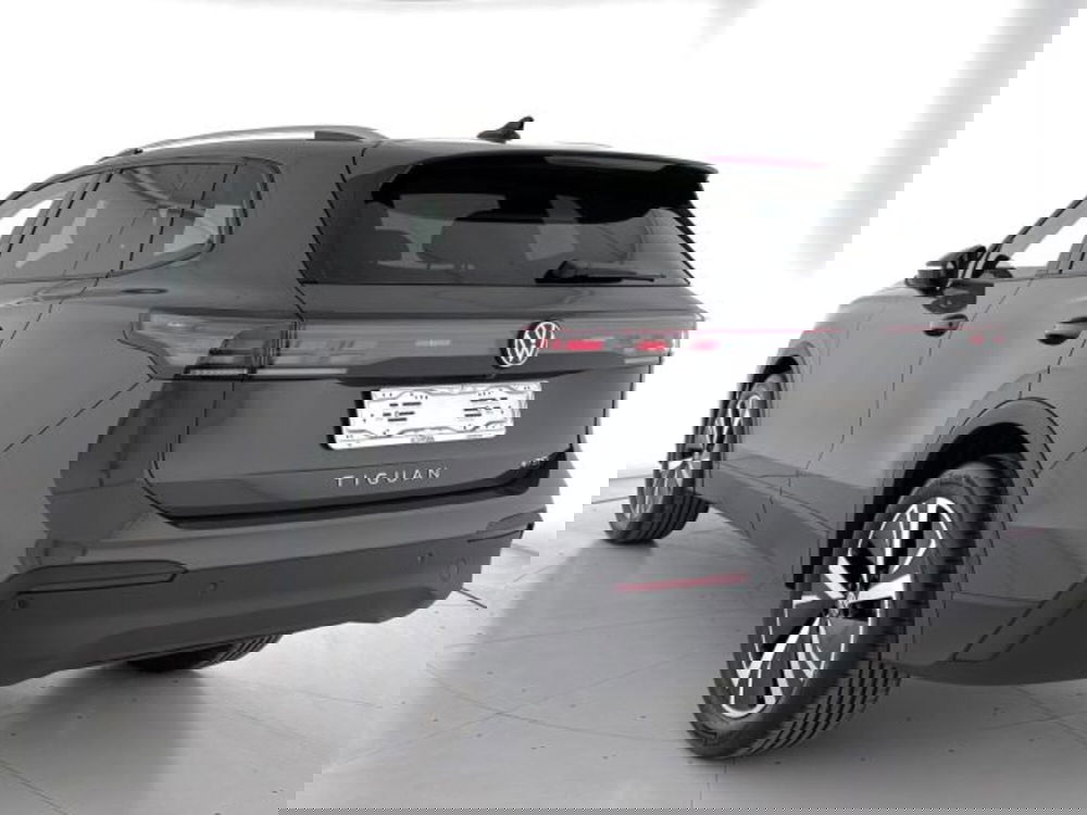 Volkswagen Tiguan nuova a Vicenza (5)