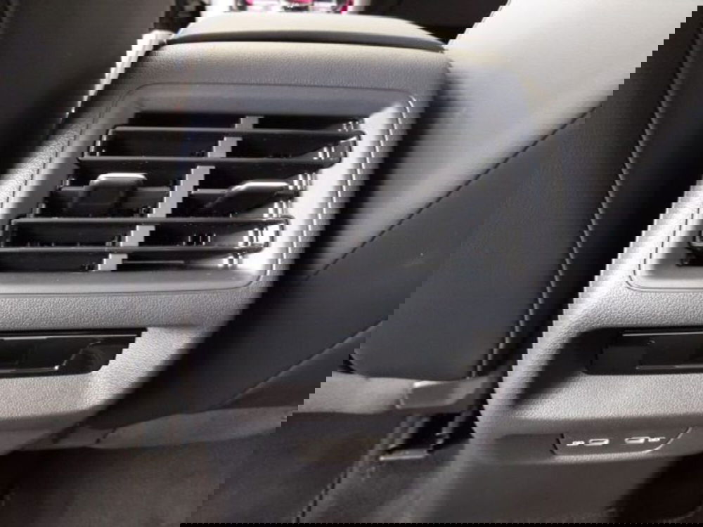 Volkswagen Tiguan nuova a Vicenza (11)