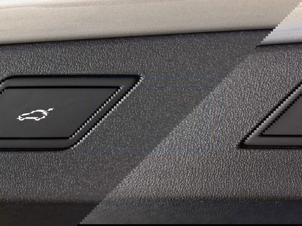 Volkswagen Tiguan nuova a Vicenza (12)