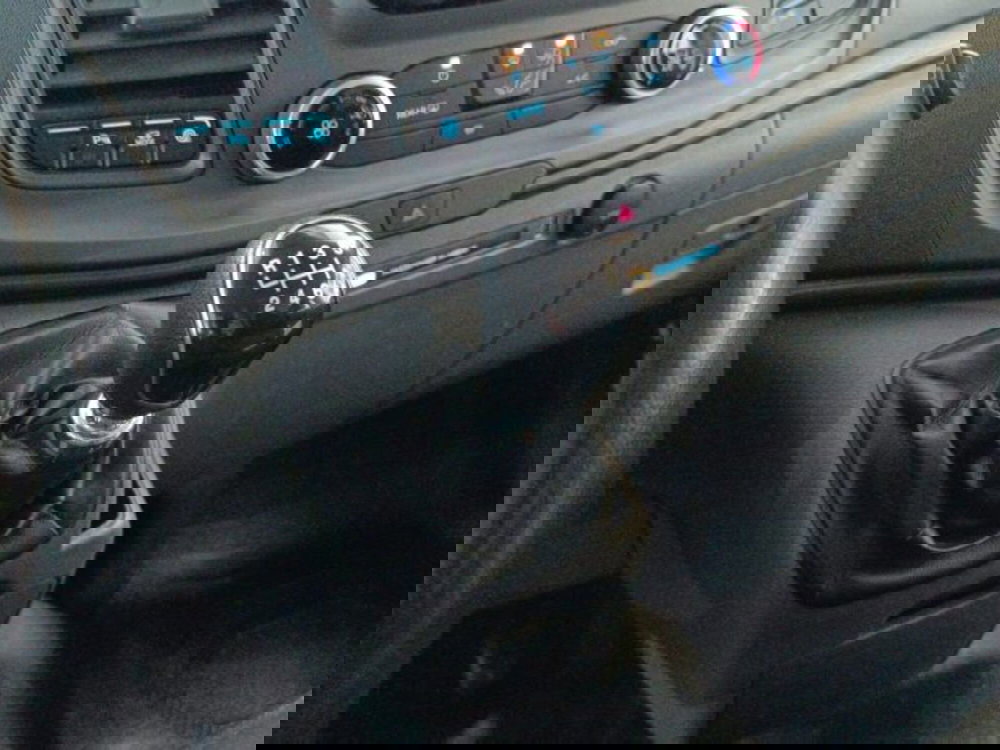 Ford Transit Custom Furgone usata a Catania (8)