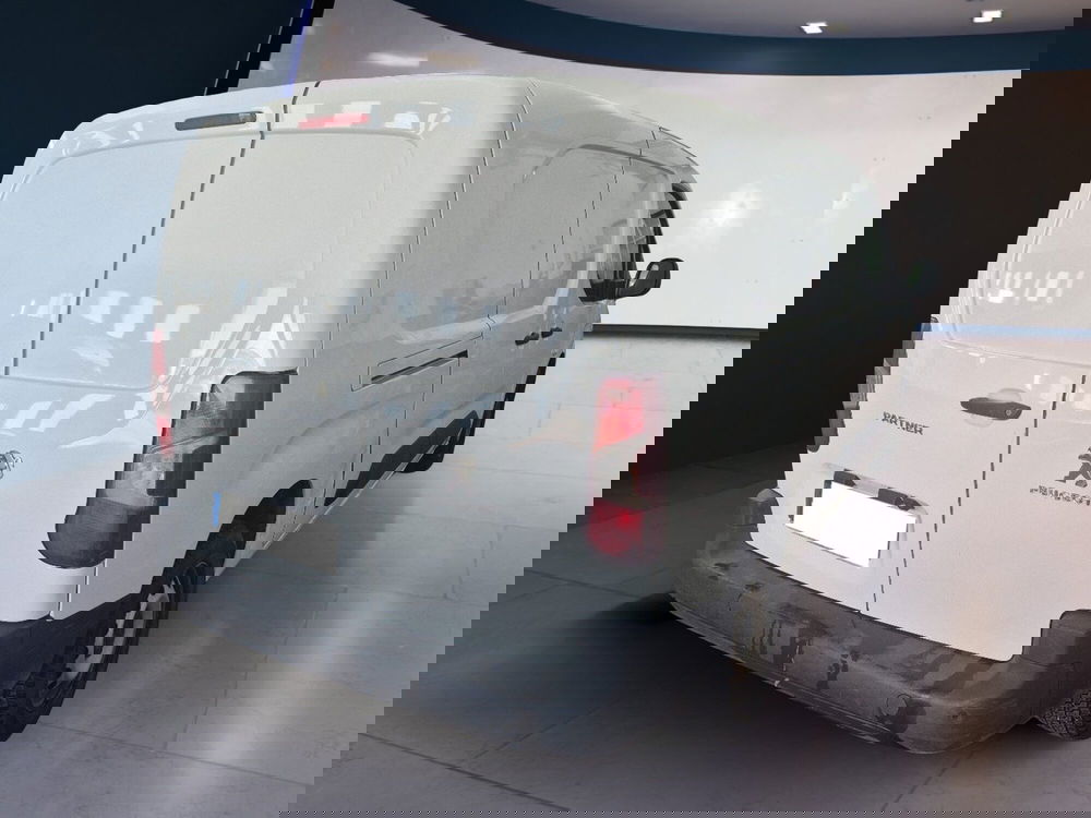 Peugeot Partner Furgone usata a Torino (4)