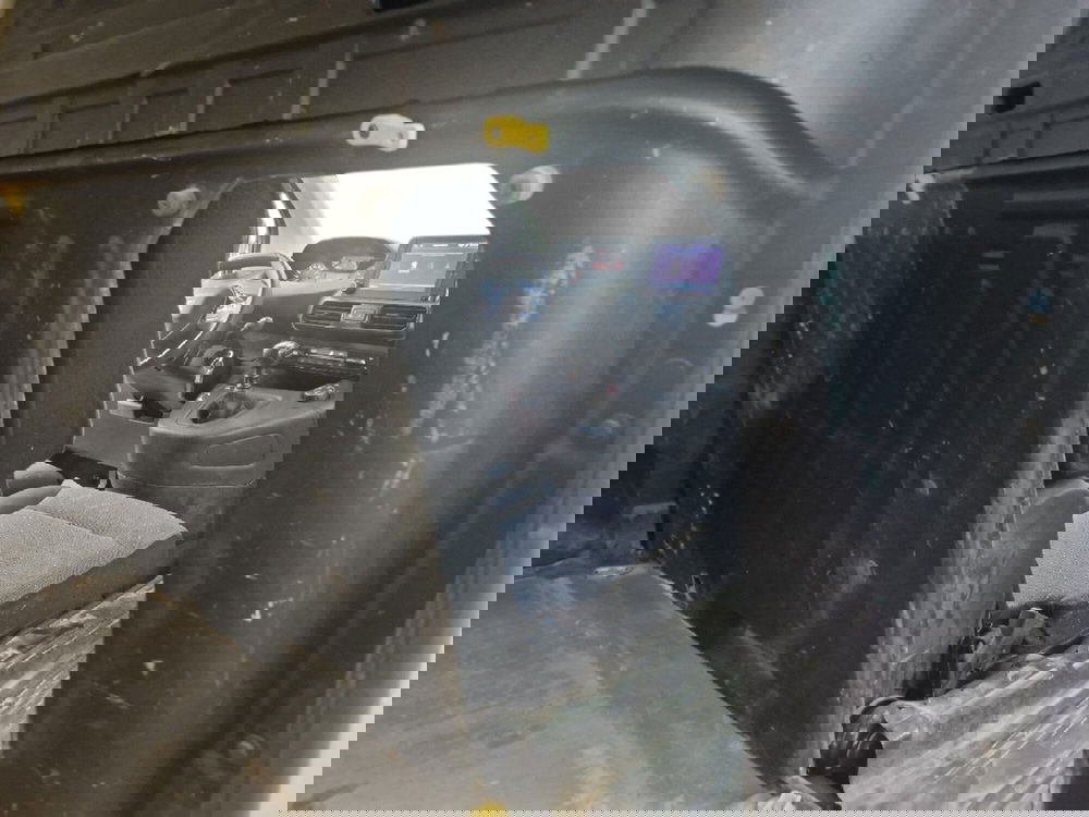 Peugeot Partner Furgone usata a Torino (7)