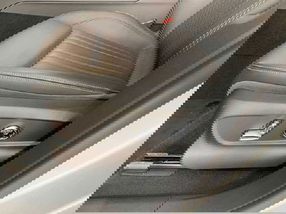 Maserati Grecale usata a Napoli (16)