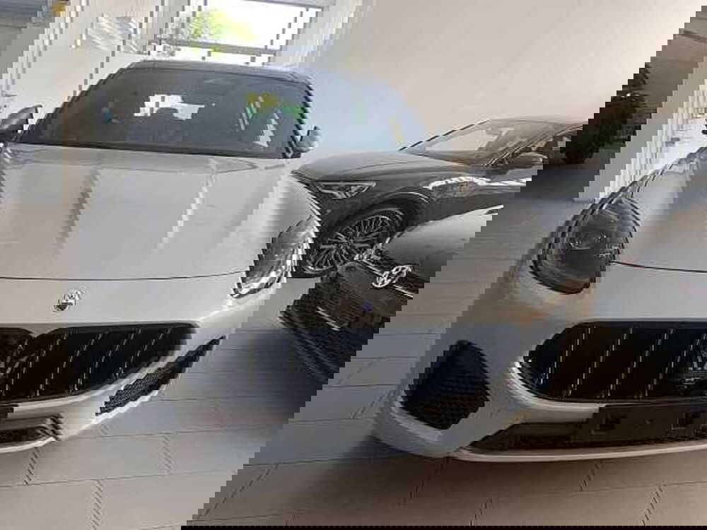 Maserati Grecale usata a Napoli (5)