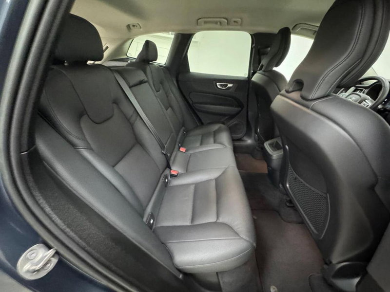 Volvo XC60 usata a Como (5)