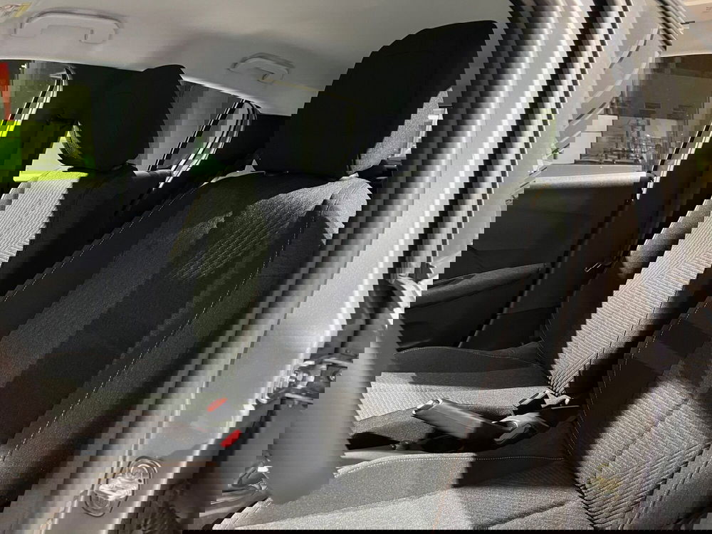 Peugeot 208 nuova a Bari (15)