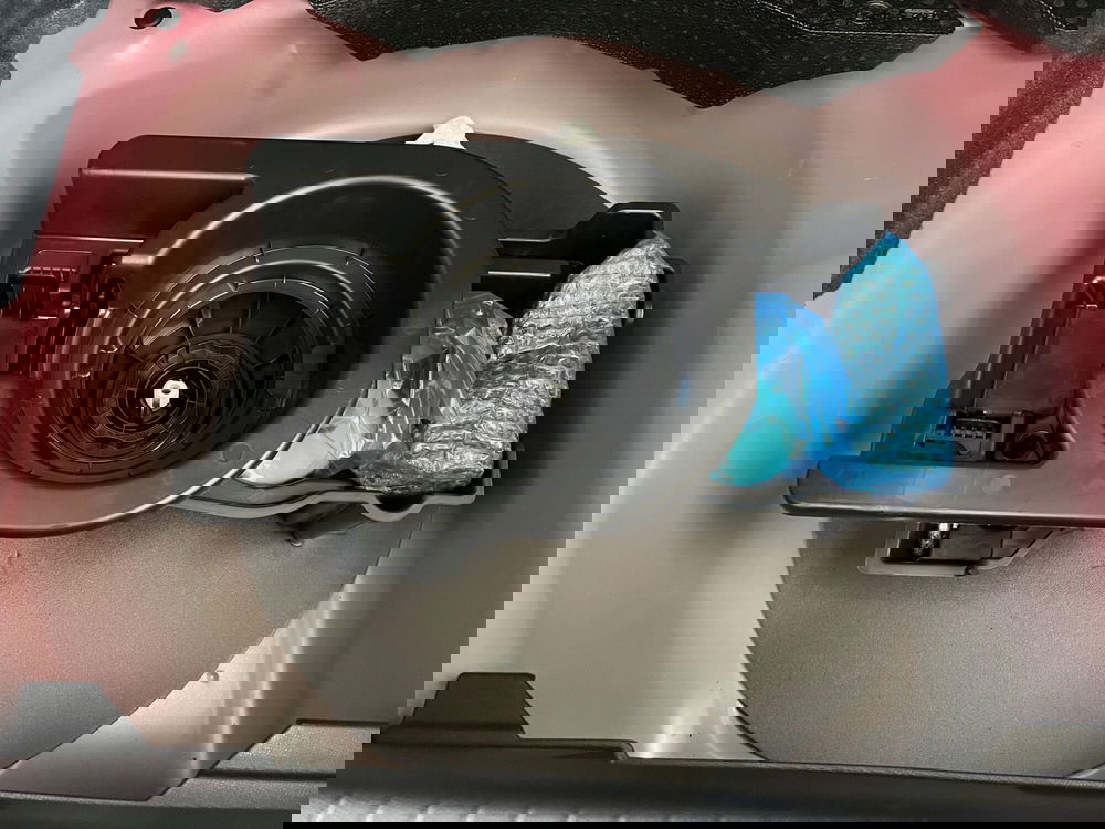 Opel Corsa nuova a Bari (11)