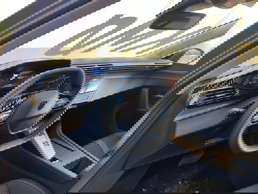 Peugeot 308 nuova a Bari (14)