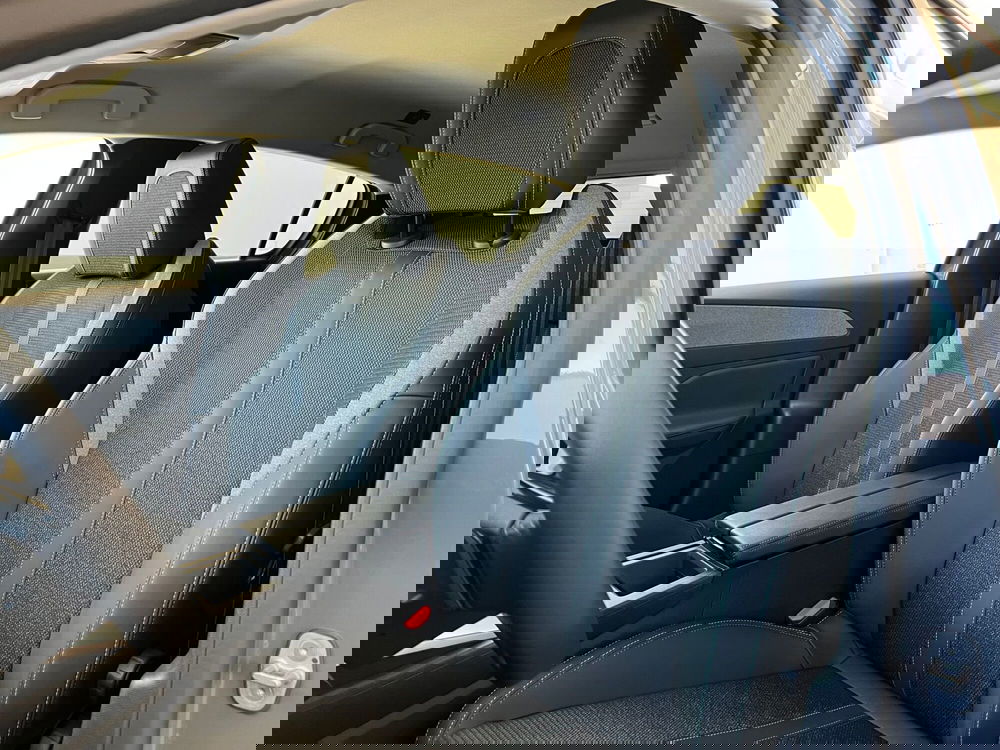 Peugeot 308 nuova a Bari (15)