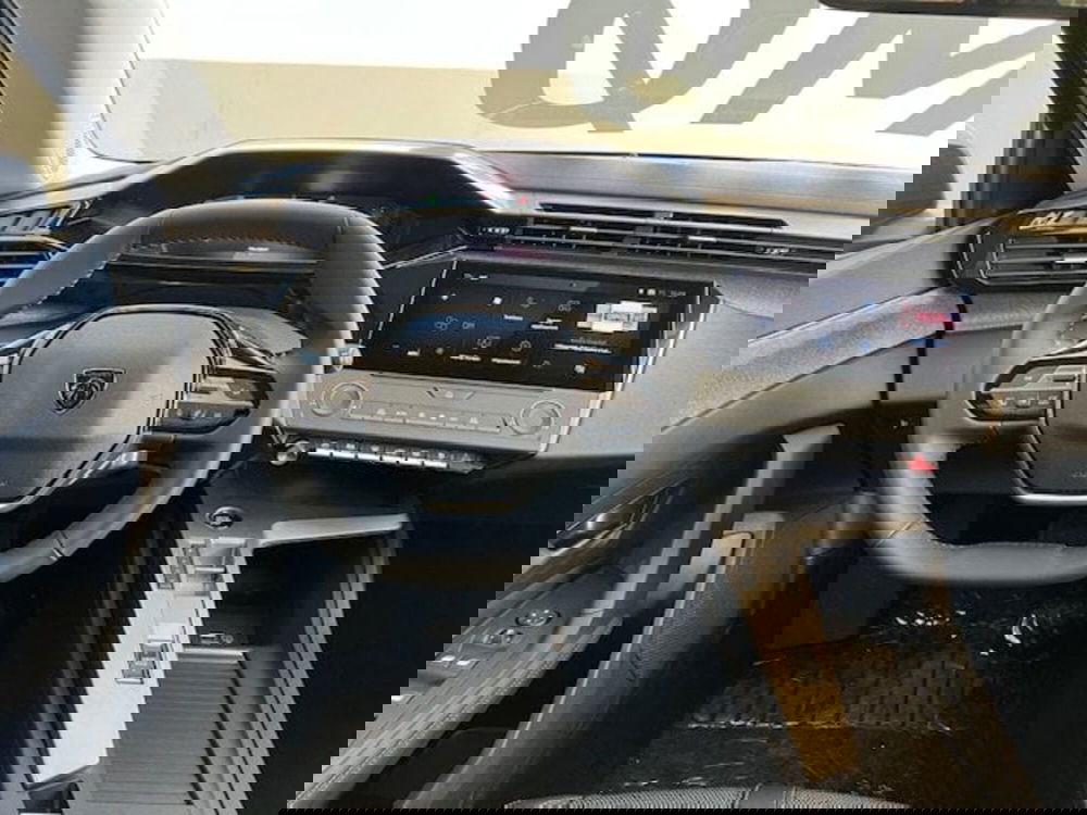 Peugeot 308 nuova a Bari (19)