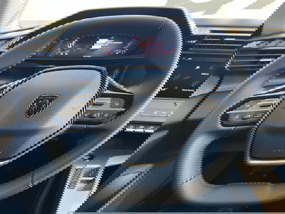 Peugeot 308 nuova a Bari (20)