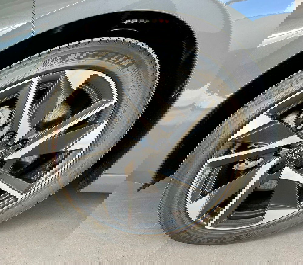 Peugeot 308 nuova a Bari (5)