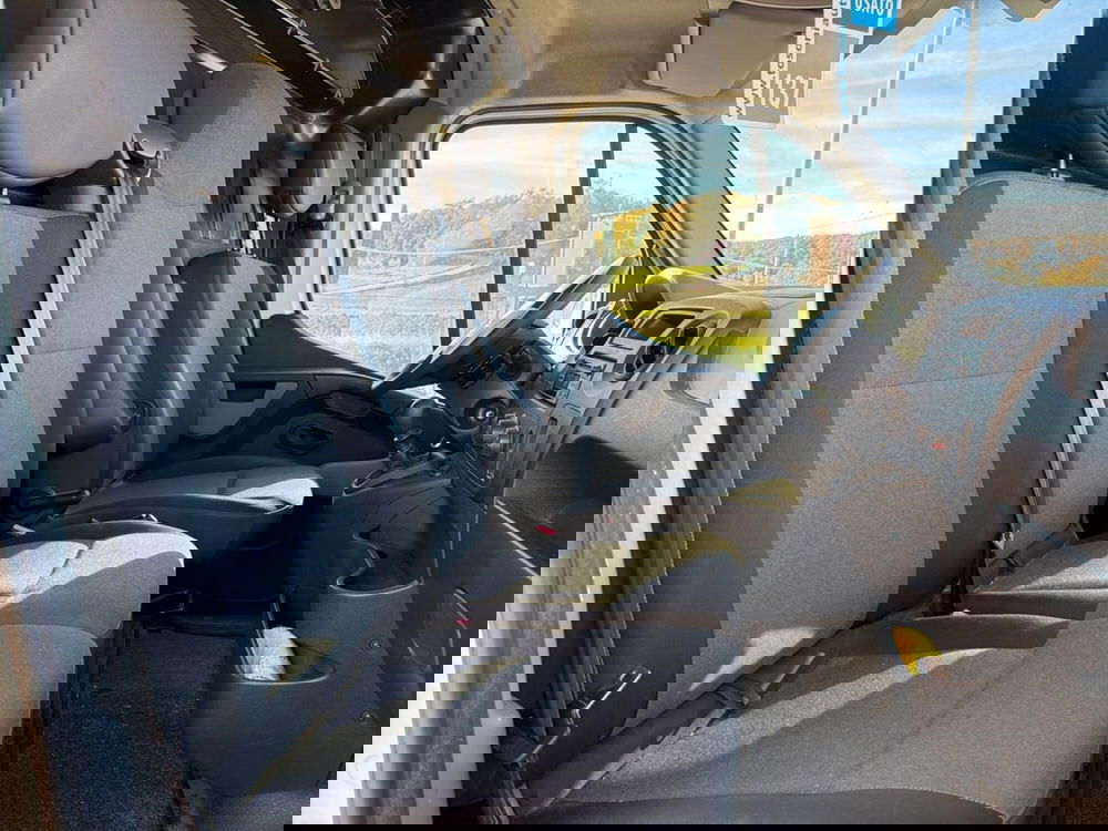 Nissan NV400 Furgone usata a Siena (10)