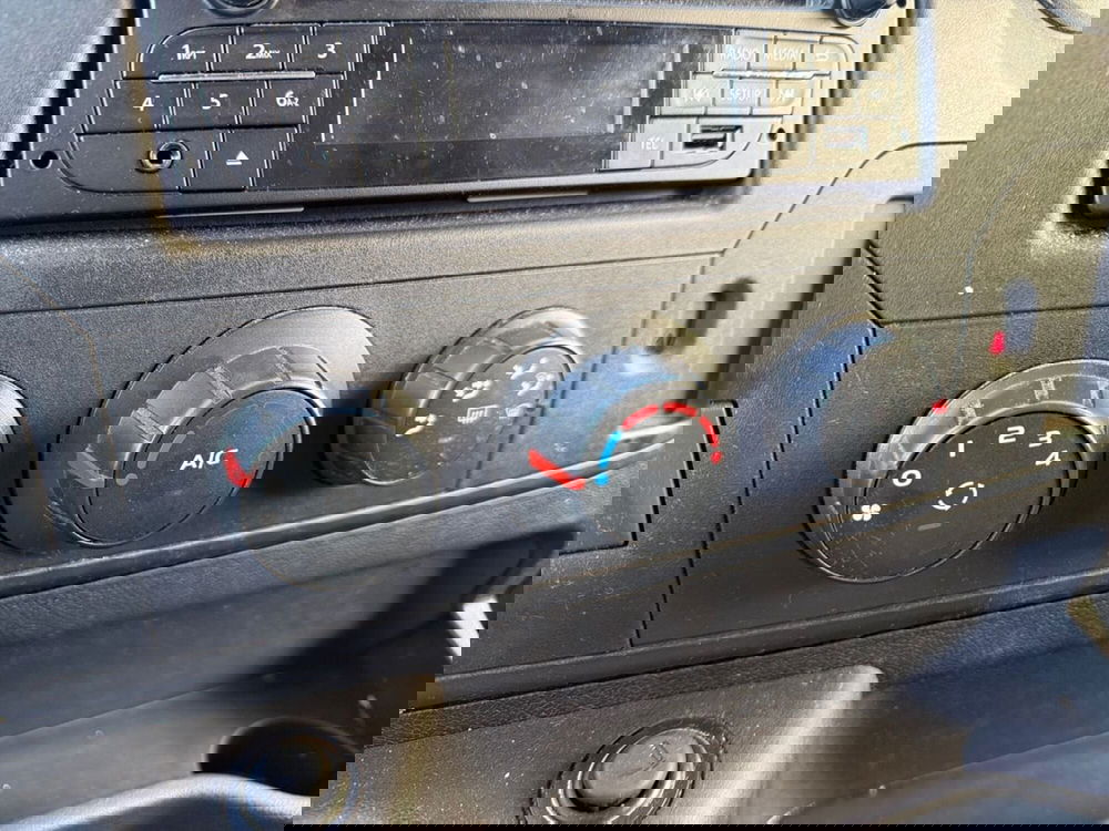 Nissan NV400 Furgone usata a Siena (18)