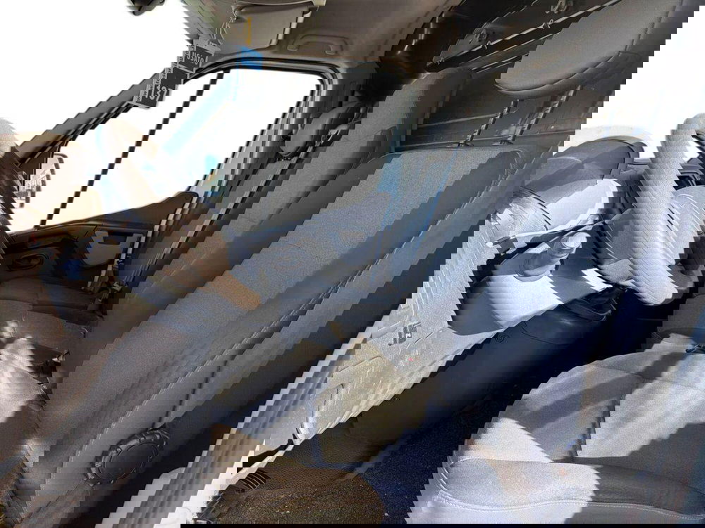 Nissan NV400 Furgone usata a Siena (9)