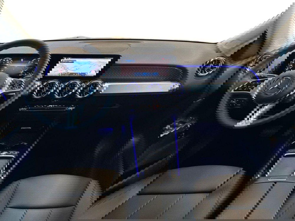 Mercedes-Benz GLB nuova a Rimini (10)