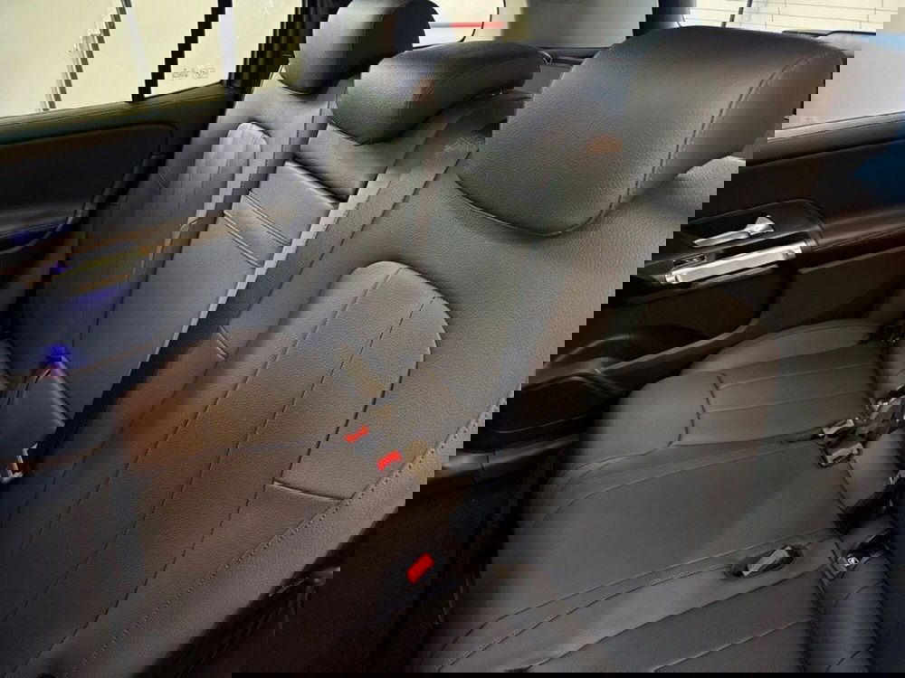 Mercedes-Benz GLB nuova a Rimini (13)