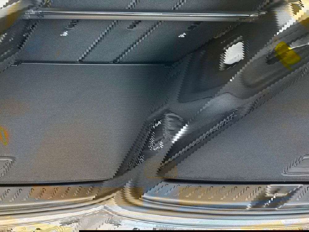 Mercedes-Benz GLB nuova a Rimini (7)