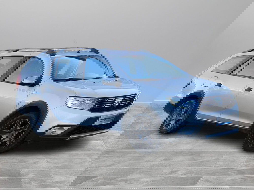 Dacia Logan usata a Siena (2)