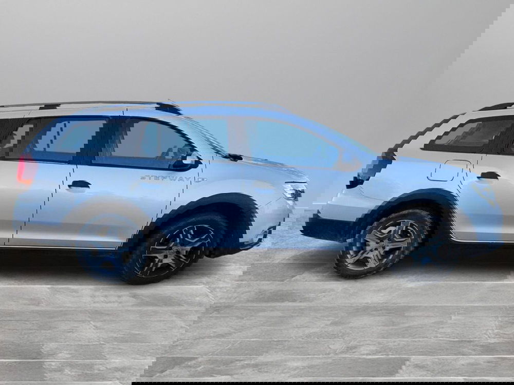 Dacia Logan usata a Siena (4)