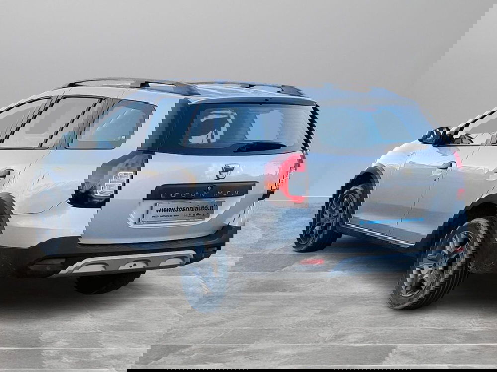 Dacia Logan usata a Siena (7)