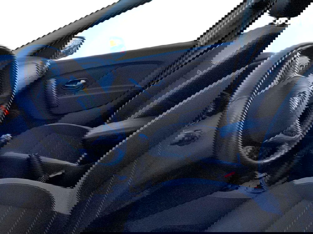 Dacia Logan usata a Siena (9)