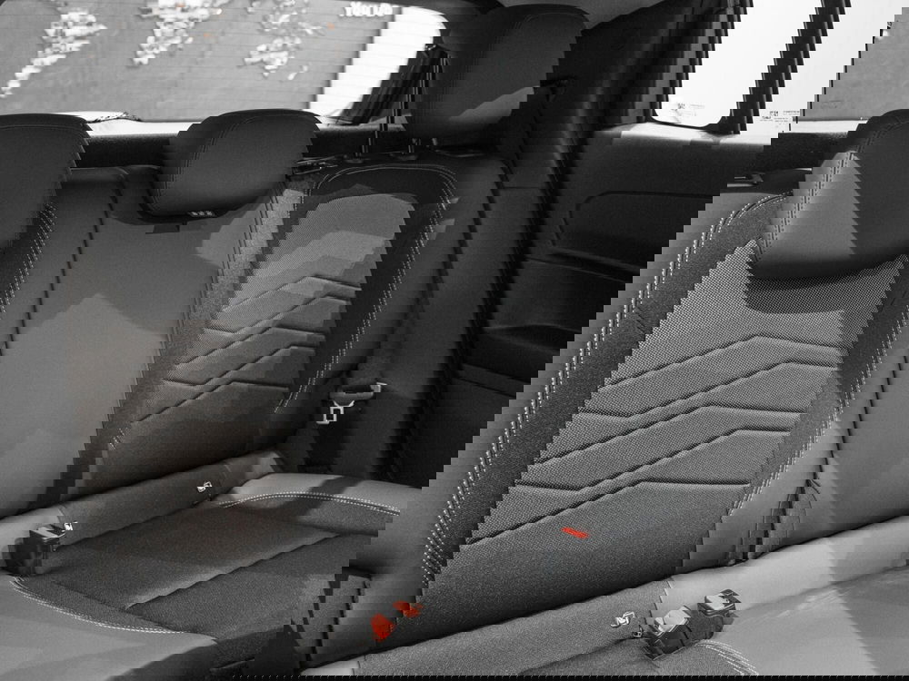 Jeep Avenger usata a Prato (9)