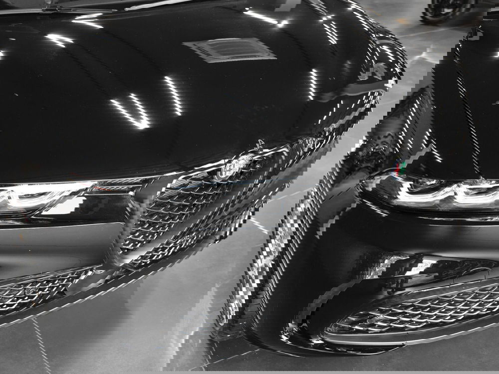 Alfa Romeo Tonale nuova a Prato