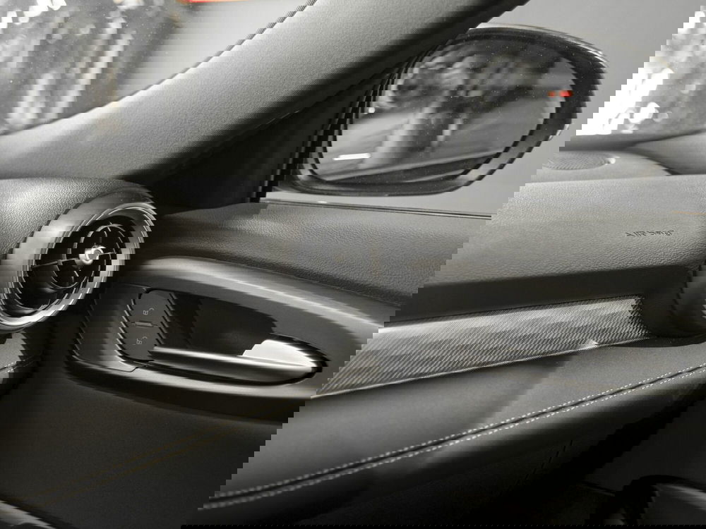 Alfa Romeo Tonale nuova a Prato (14)