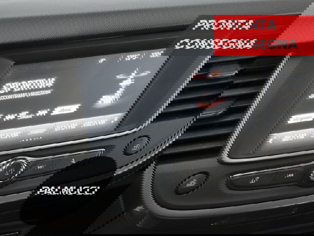 Opel Crossland X usata a Prato (9)