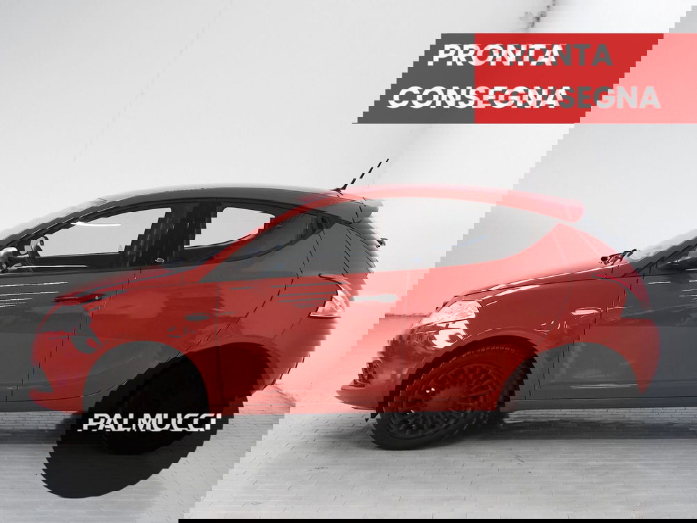 Lancia Ypsilon usata a Prato (4)