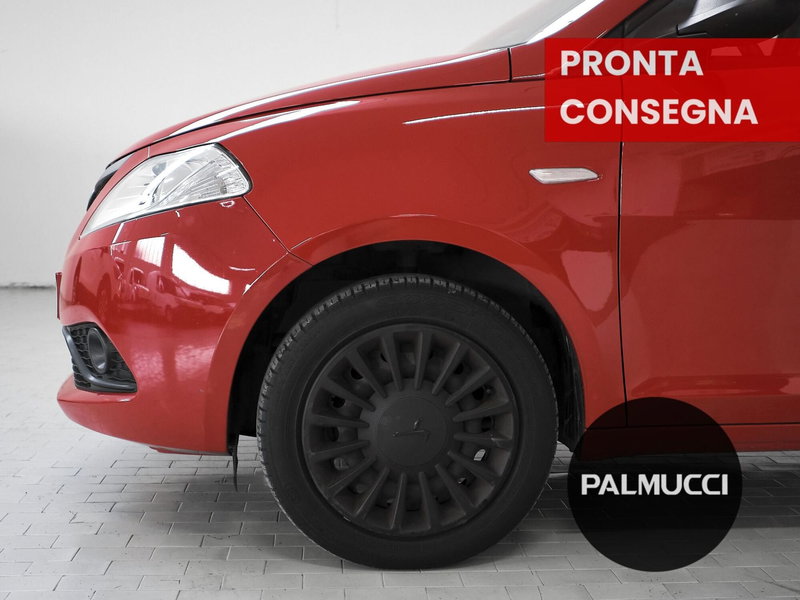 Lancia Ypsilon usata a Prato (6)