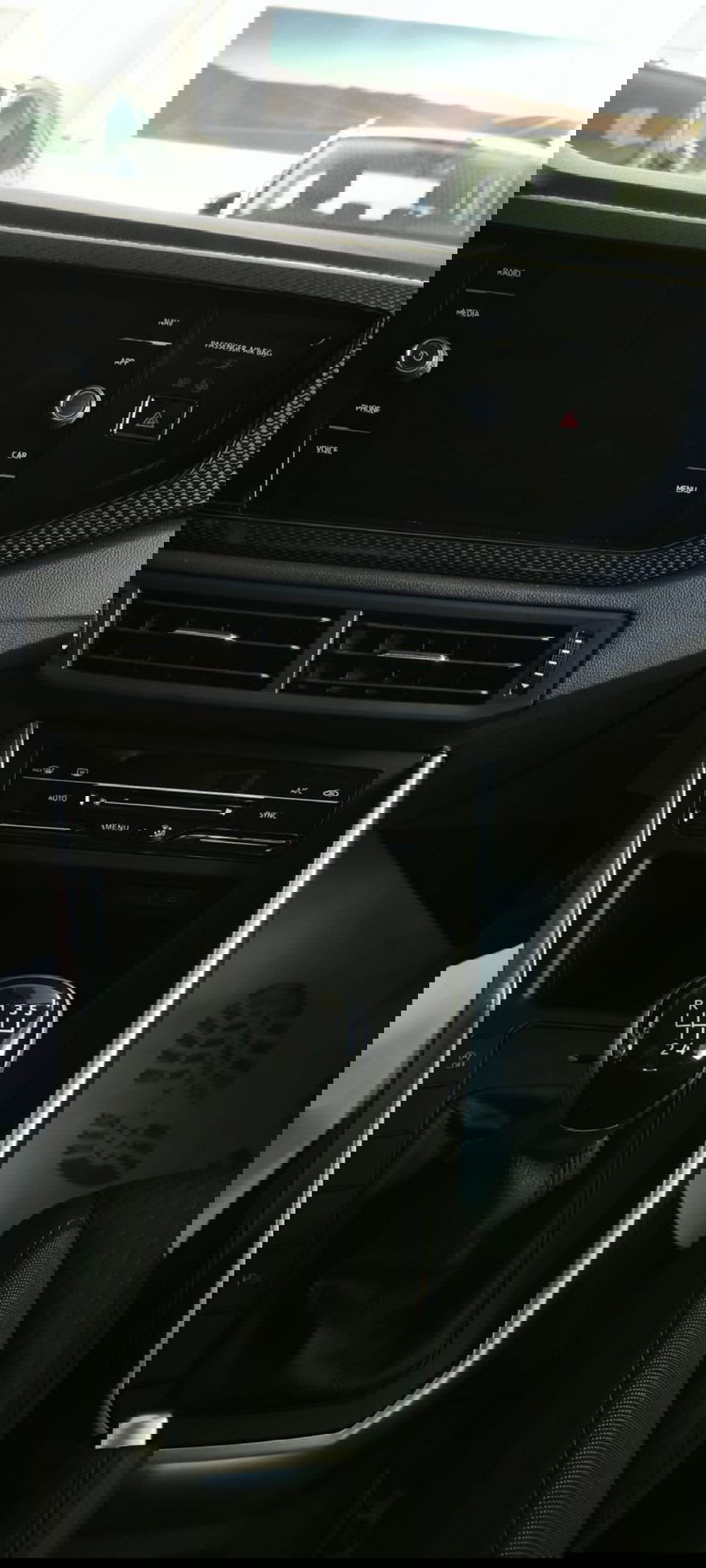 Volkswagen Polo nuova a Foggia (5)