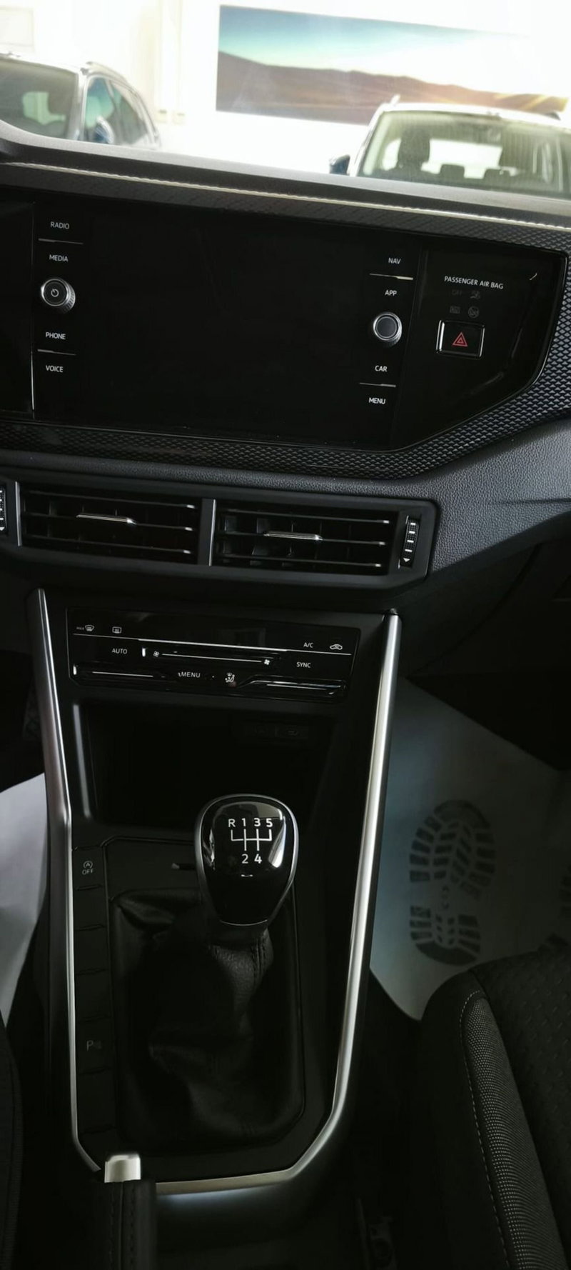 Volkswagen Polo nuova a Foggia (5)