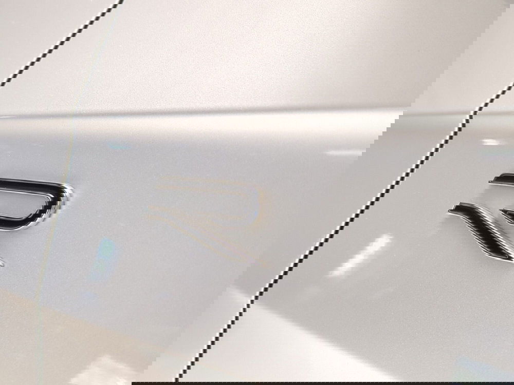 Volkswagen T-Cross nuova a Avellino (12)