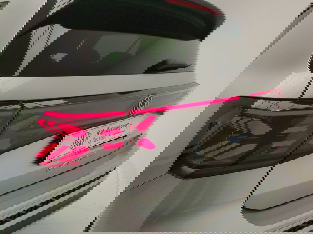 Volkswagen T-Cross nuova a Avellino (14)