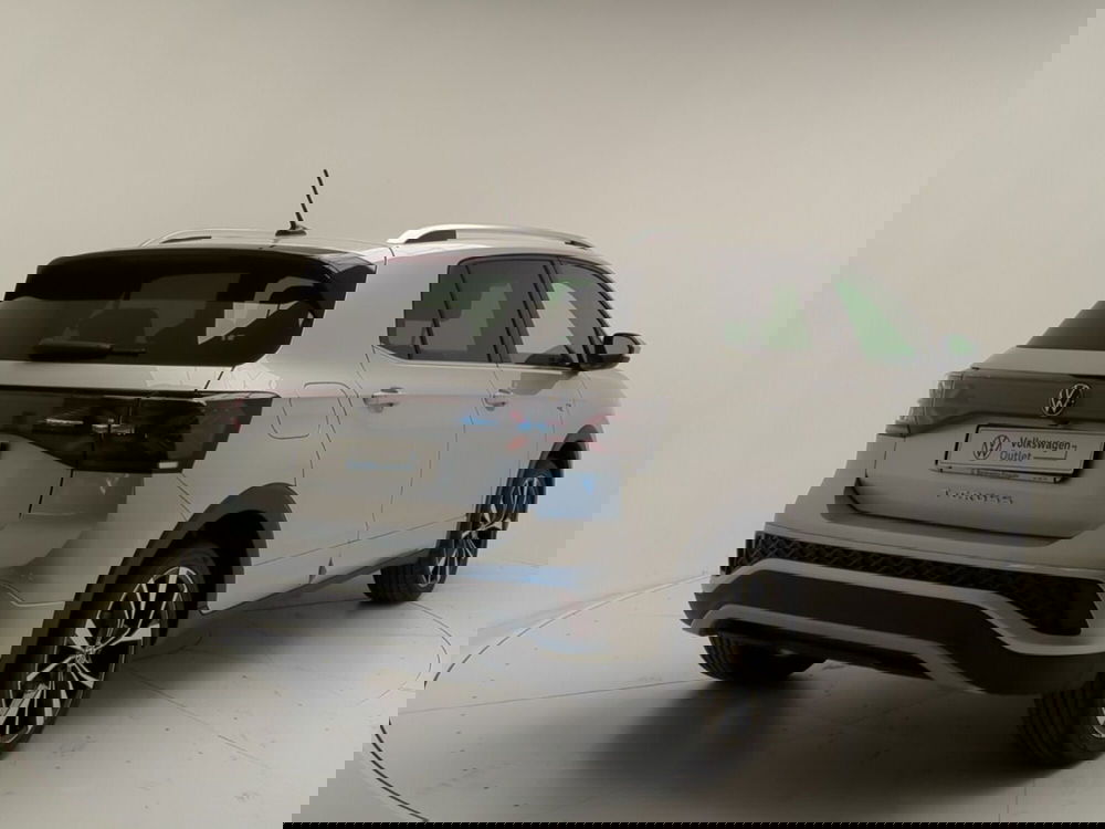 Volkswagen T-Cross nuova a Avellino (8)