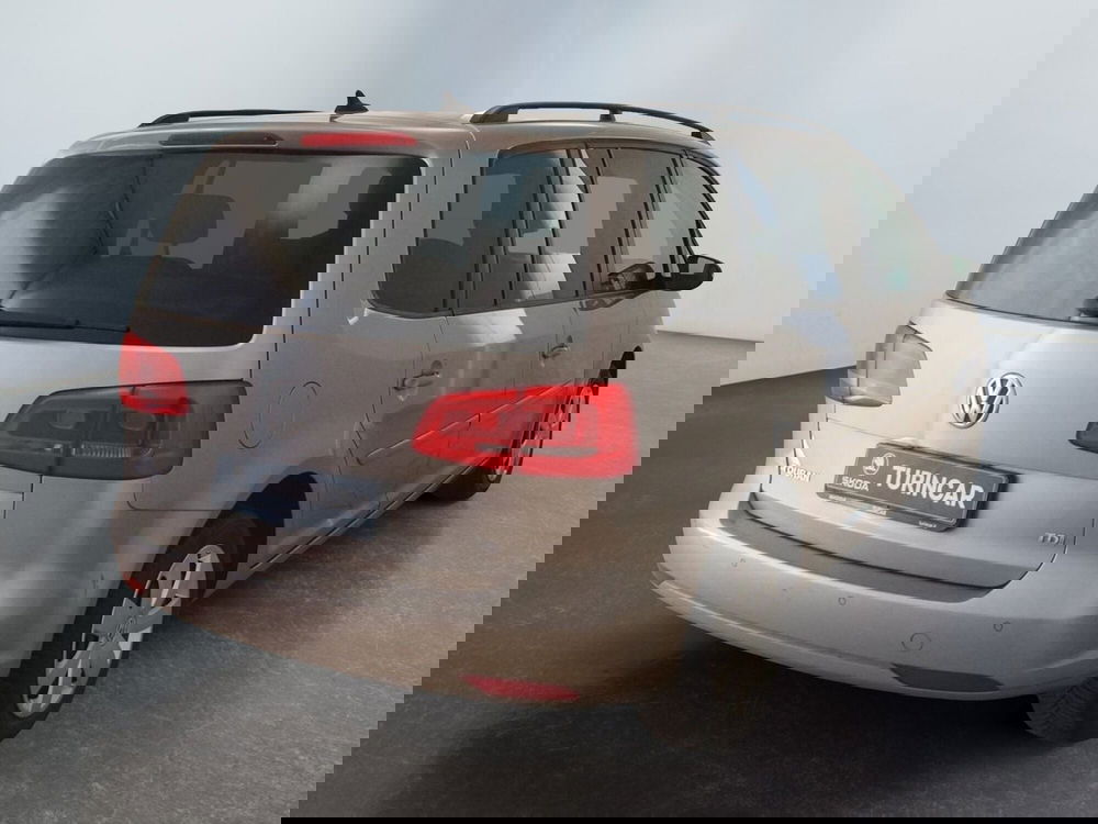 Volkswagen Touran usata a Torino (6)