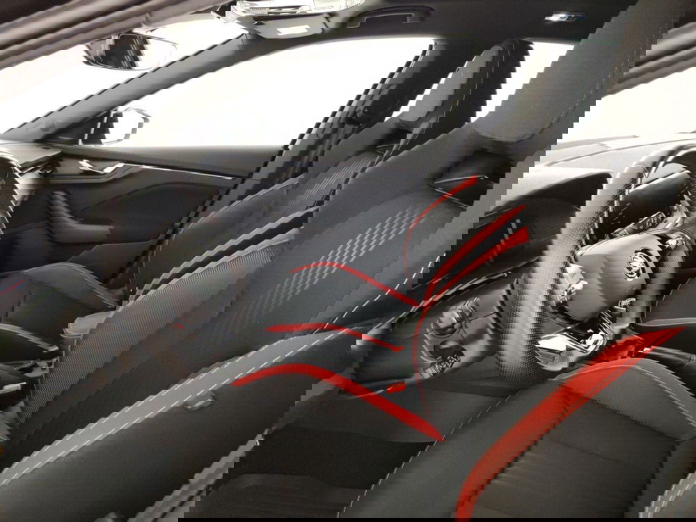 Skoda Kamiq usata a Massa-Carrara (7)