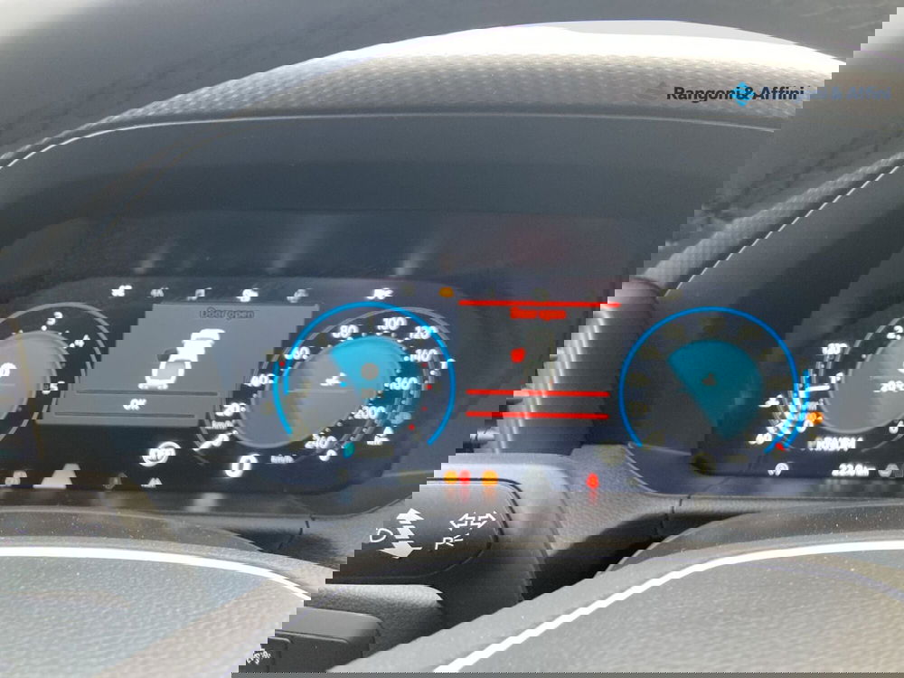 Volkswagen Amarok nuova a Mantova (12)