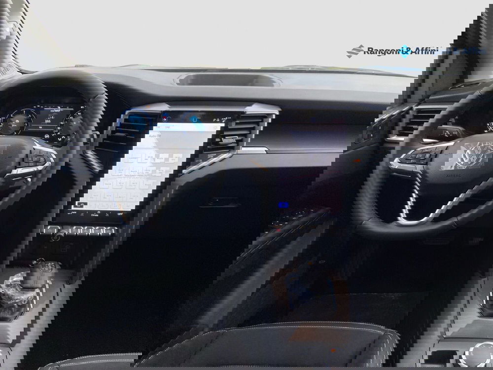 Volkswagen Amarok nuova a Mantova (14)